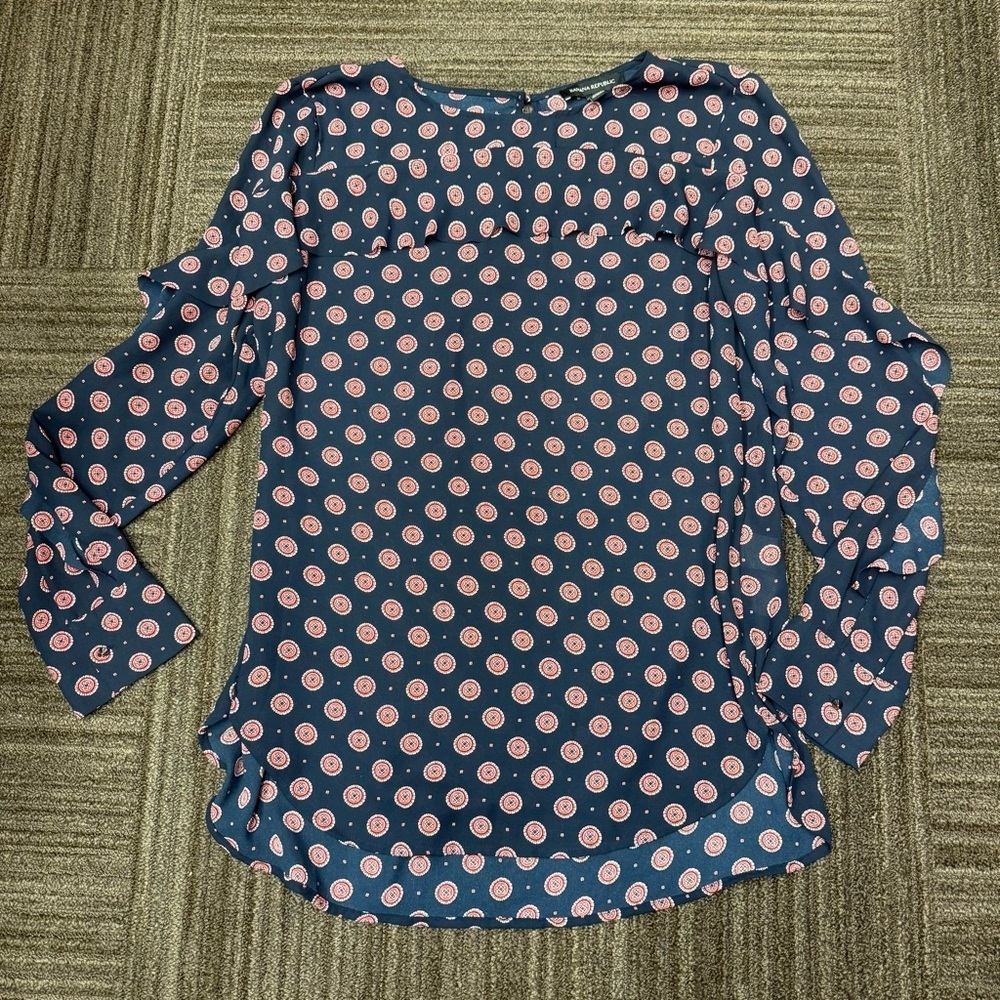 Banana Republic Long Sleeve Blouse Circular Print Ruffle Detail Red and Navy - Picture 1 of 10